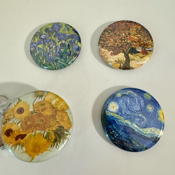 Buttonsmith Van Gogh Tinker Reel Retractable Badge Reel 🎨 - Picture 6 of 7